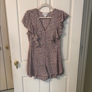 Ruffle Sleeve Leopard Print Romper